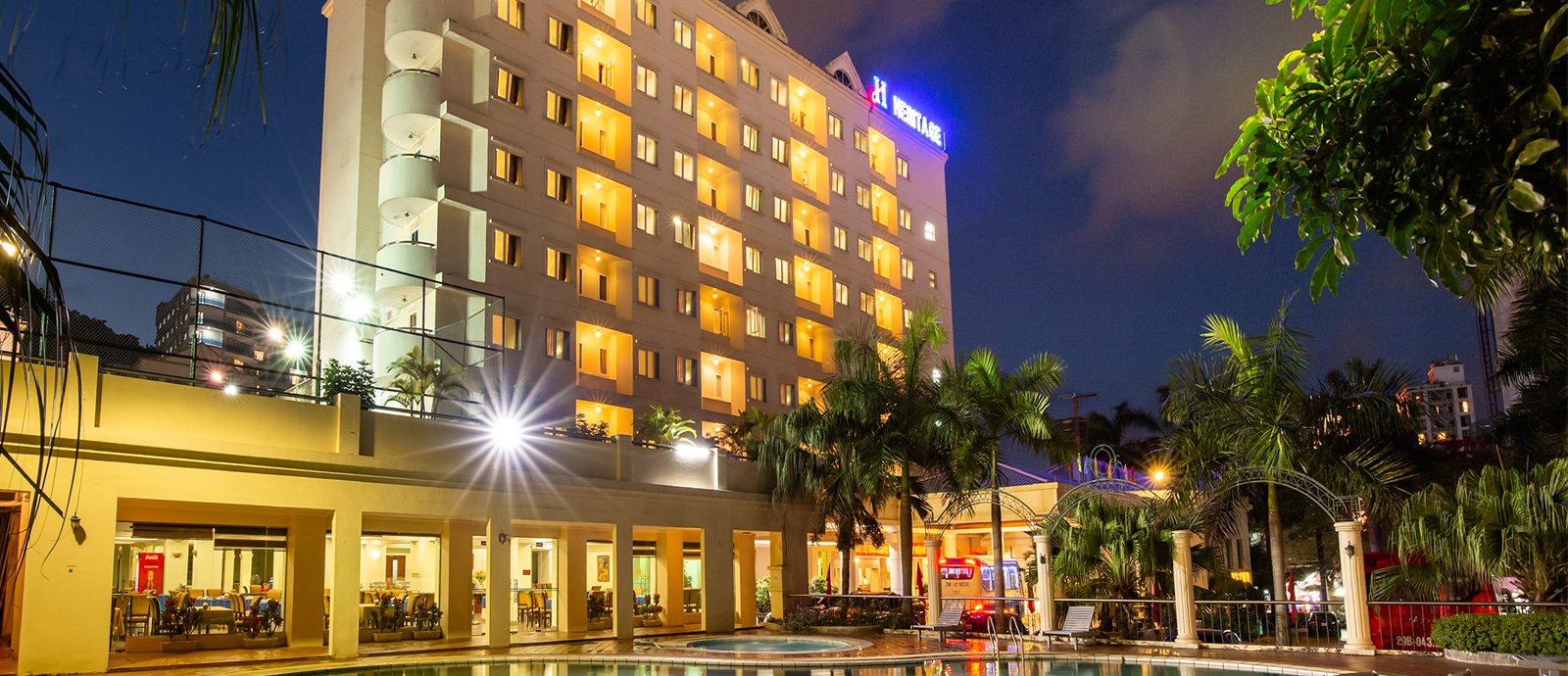 Khách sạn Heritage